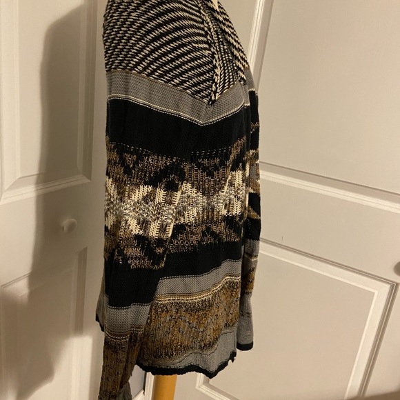 2-4-1 Francesca's Cardigans GREAT DEAL - Picture 5 of 14